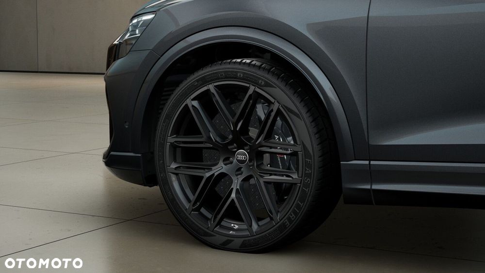 Audi RS Q8 - 7