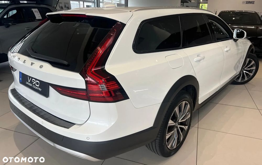 Volvo V90 Cross Country B5 D AWD Geartronic Pro - 10