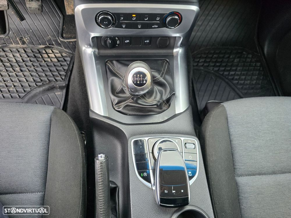 Mercedes-Benz X 250 d Power 4-Matic - 24