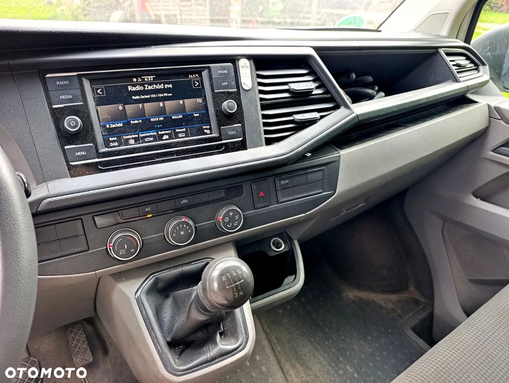 Volkswagen Transporter - 16
