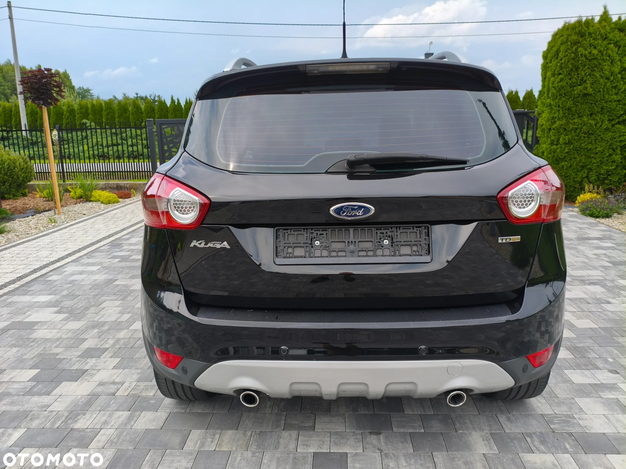 Ford Kuga 2.0 TDCi 2x4 Titanium - 8