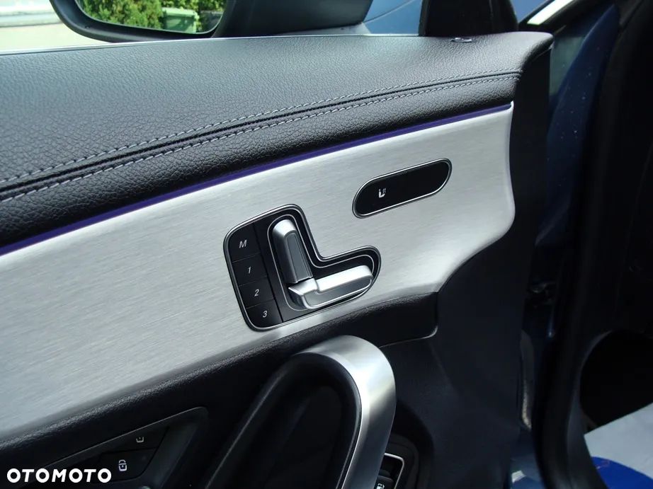Mercedes-Benz CLA 250 e PHEV Progressive 8G-DCT - 19