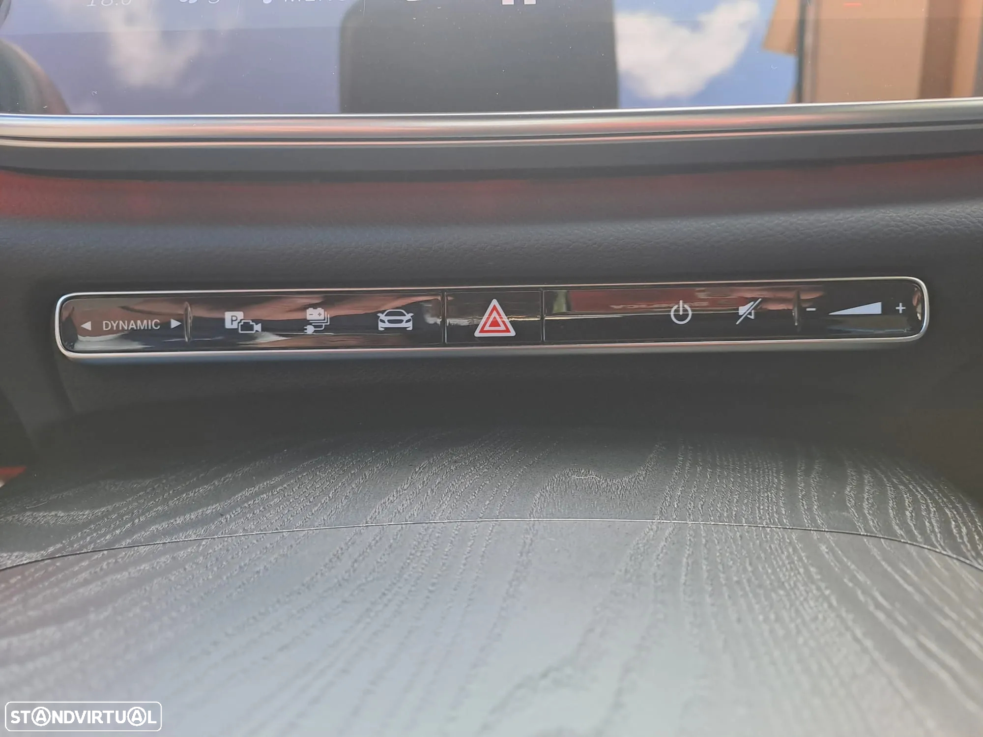Mercedes-Benz E 300 e AMG Line - 14