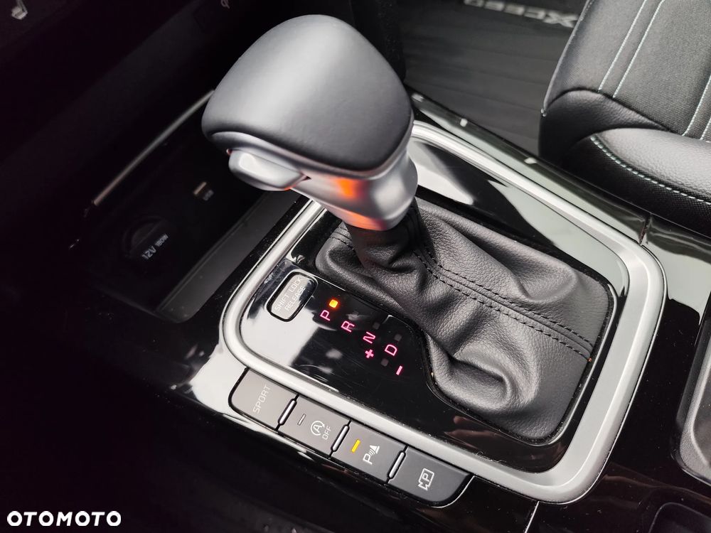 Kia XCeed 1.6 T-GDI Tribute DCT - 19