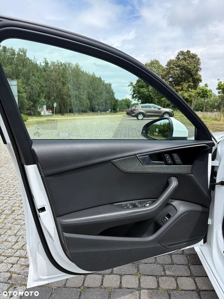 Audi A4 Limousine 45 TFSI quattro S tronic S line - 13