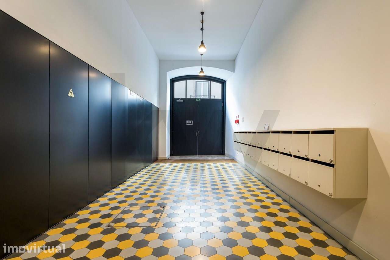 Apartamento T2 - INTENDENTE - Oportunidade de Investir ou viver  no Co - Grande imagem: 4/33