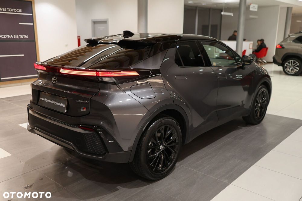 Toyota C-HR - 14