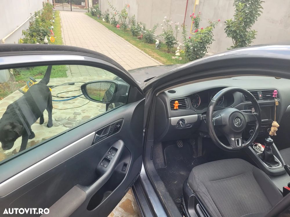 Volkswagen Jetta 1.2 TSI BlueMotion Technology - 6