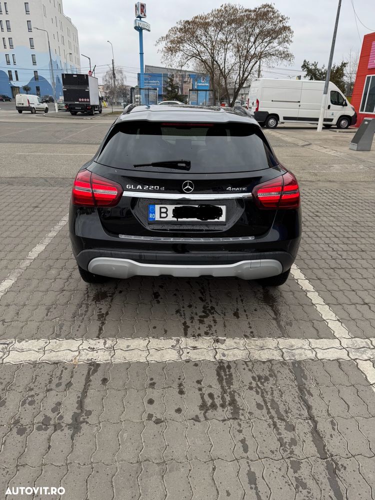 Mercedes-Benz GLA 220 d 4MATIC Aut. - 15