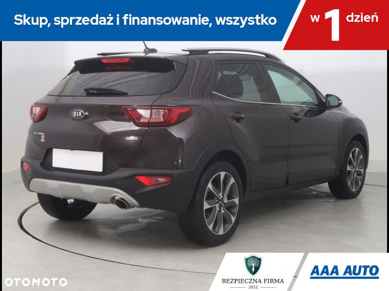 Kia Stonic - 6