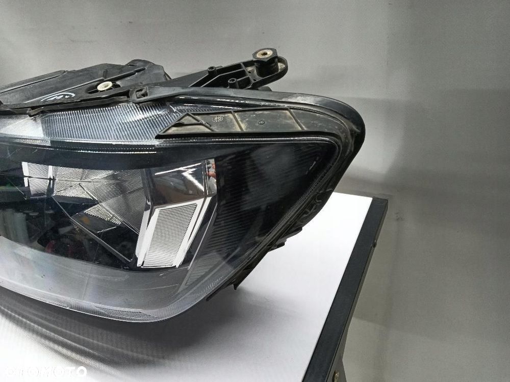 LAMPA PRZÓD PRZEDNIA LEWA VW CADDY 4 2K8941C05 - 3