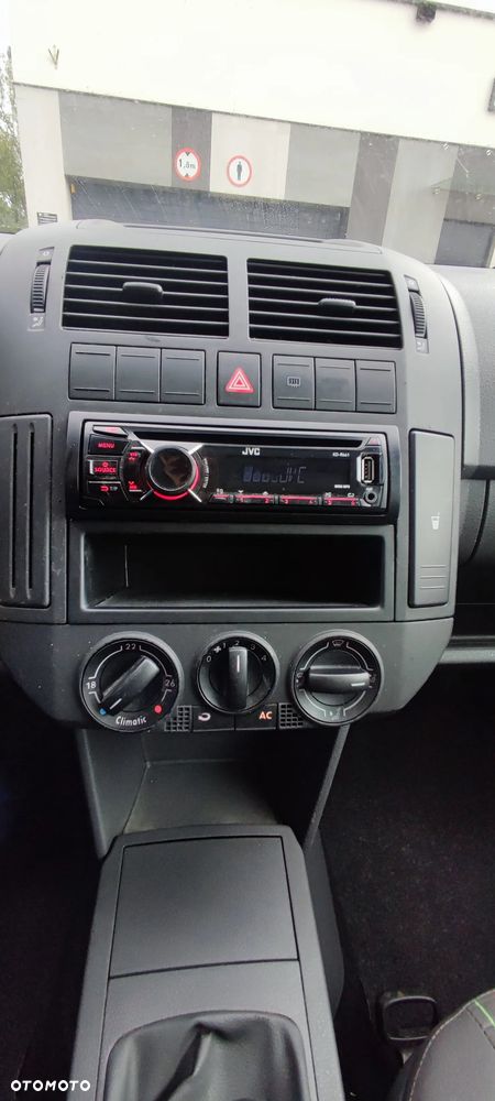 Volkswagen Polo 1.2 12V Trendline - 24