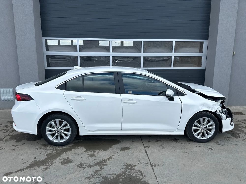 Toyota Corolla 1.8 Hybrid Comfort - 4