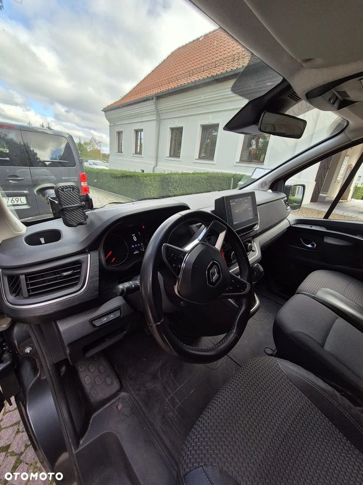 Renault Trafic - 2