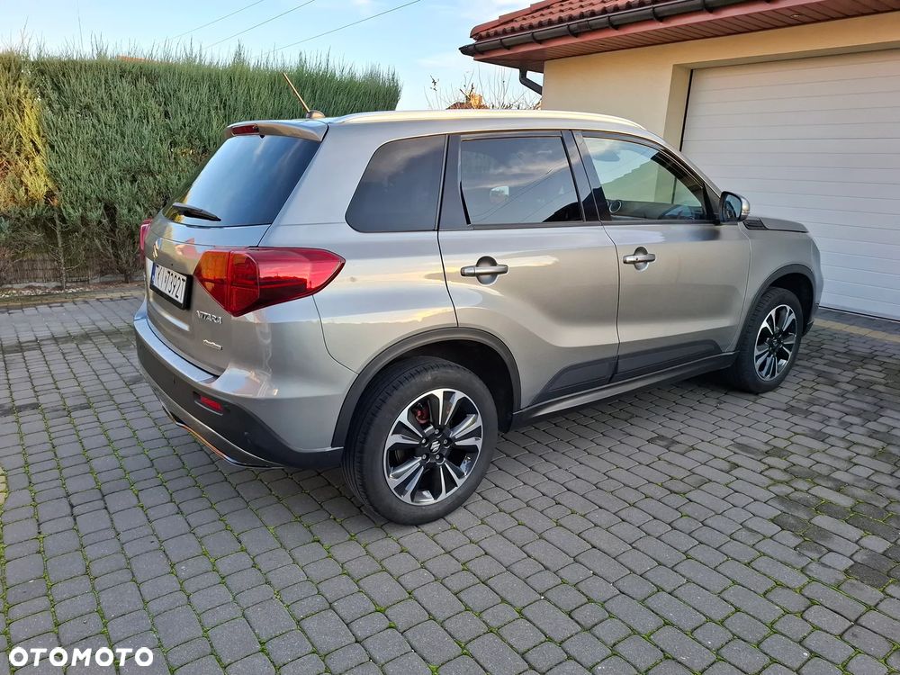 Suzuki Vitara 1.0 Boosterjet Premium 4WD - 31