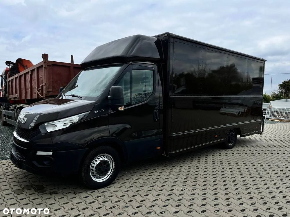 Iveco 35S18/P 3,0 l pneumatyczna tylna os. KURIER - 3