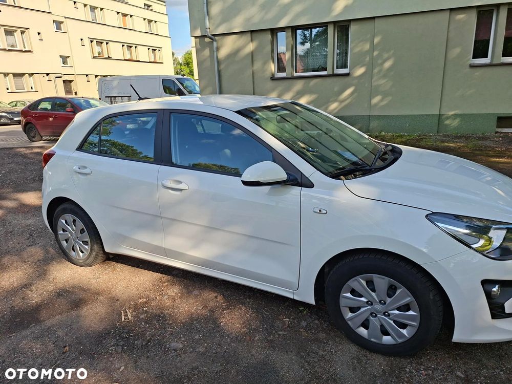 Kia Rio 1.2 M - 4