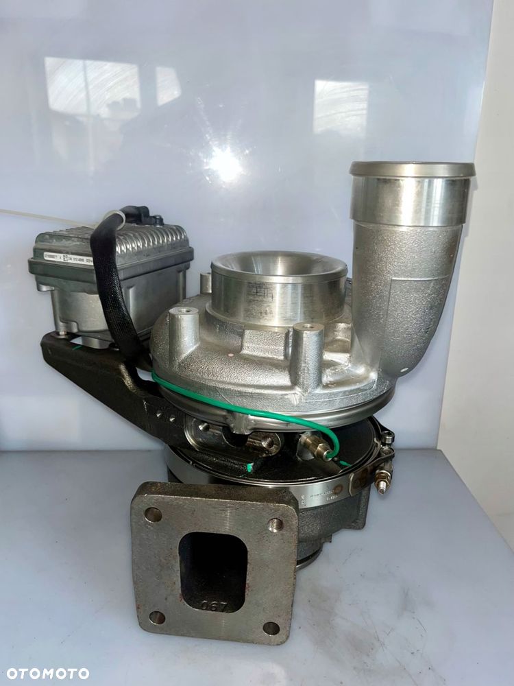 nowa turbosprężarka john deere harvester 24v re561192 12639800024 - 1