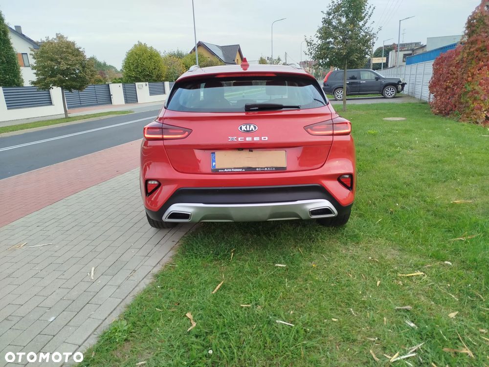Kia XCeed - 4