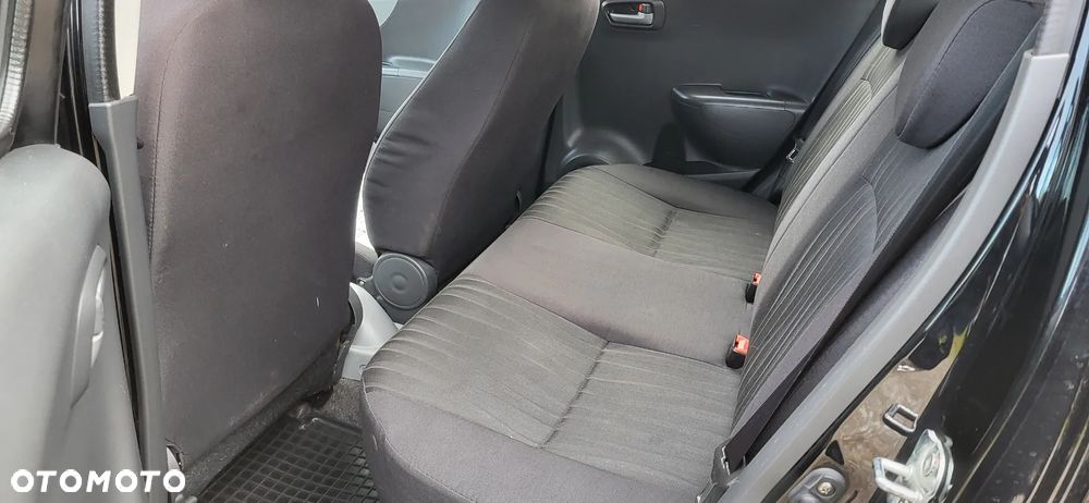 Nissan Pixo 1.0 Visia - 11