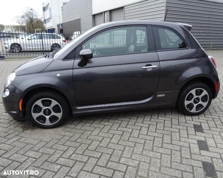 Fiat 500E - 8