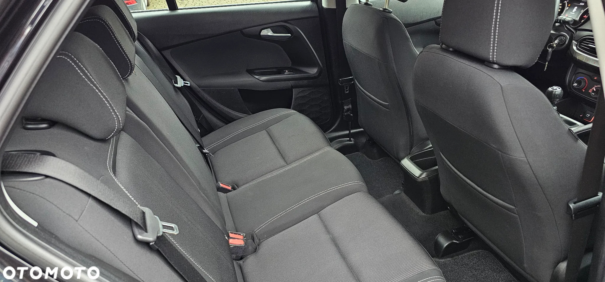 Fiat Tipo Kombi 1.4 T-Jet Easy - 10