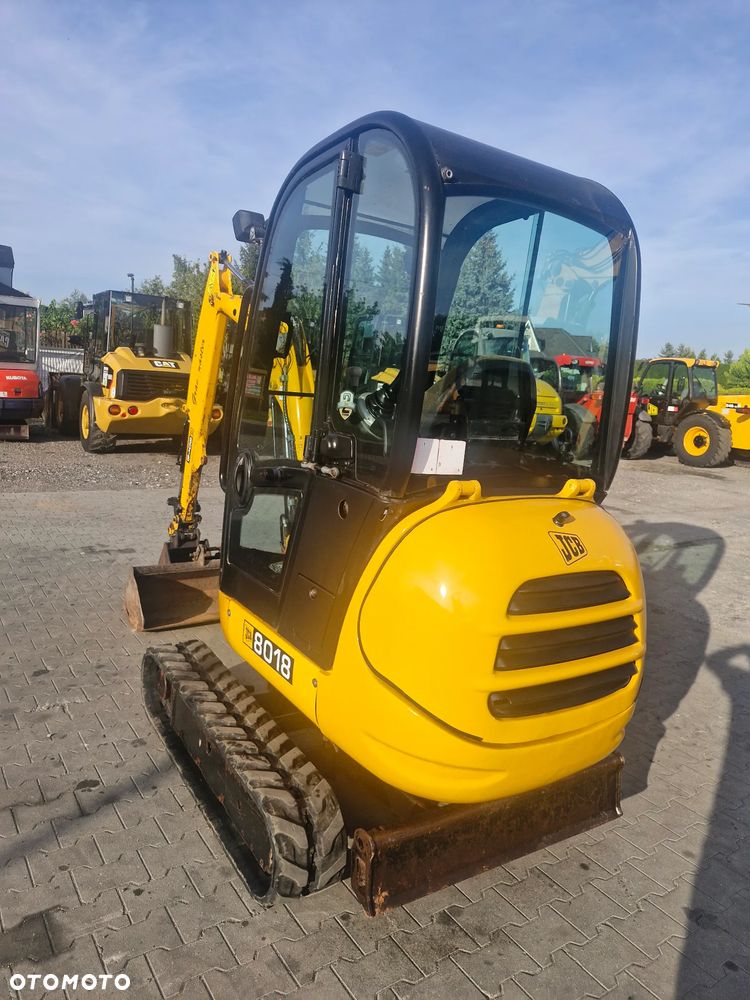 JCB 80 18 - 2