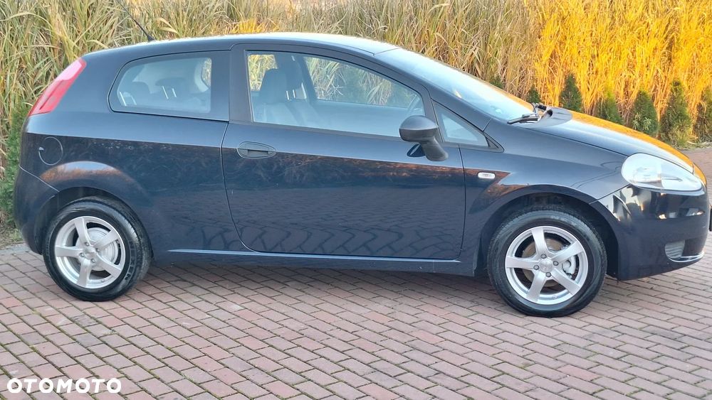 Fiat Grande Punto - 29