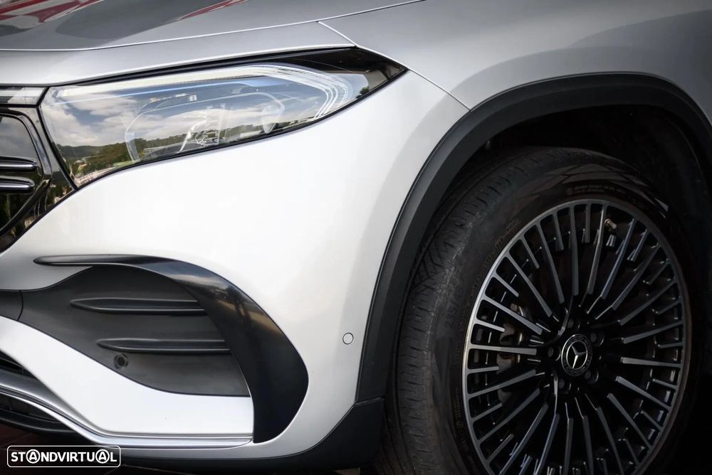 Mercedes-Benz EQA 300 4Matic AMG Line - 17