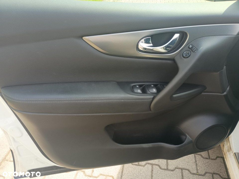 Nissan Qashqai - 16