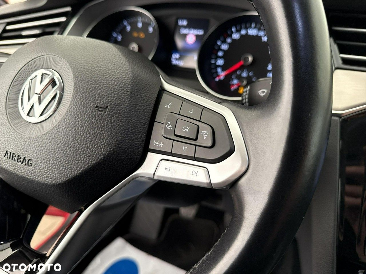 Volkswagen Passat 1.5 TSI EVO Elegance - 24