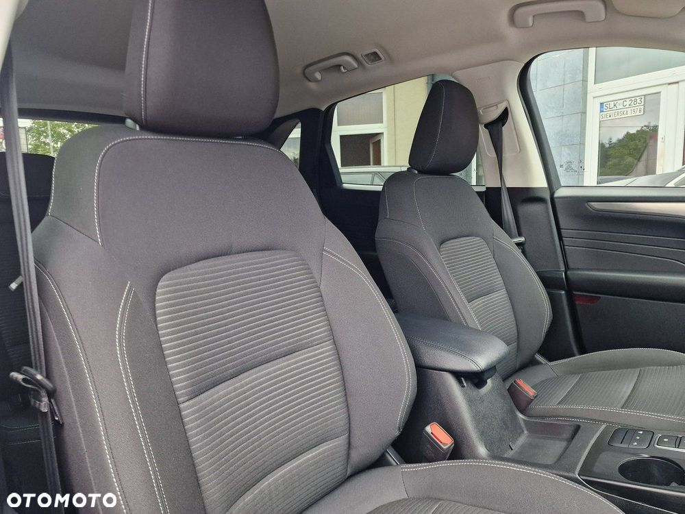 Ford Kuga 2.5 Duratec PHEV TITANIUM - 19