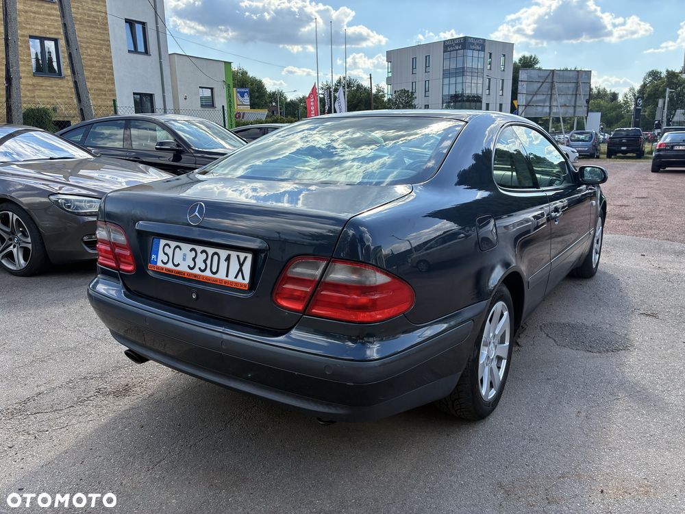 Mercedes-Benz CLK - 3