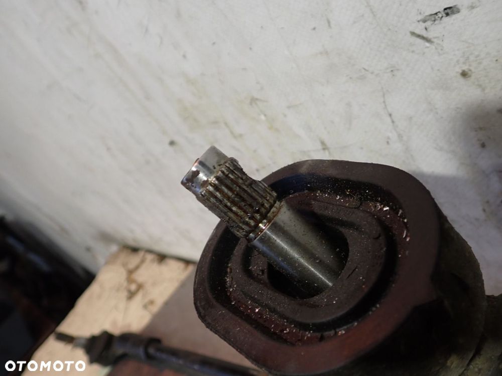 MAGLOWNICA AUDI A2 - 7