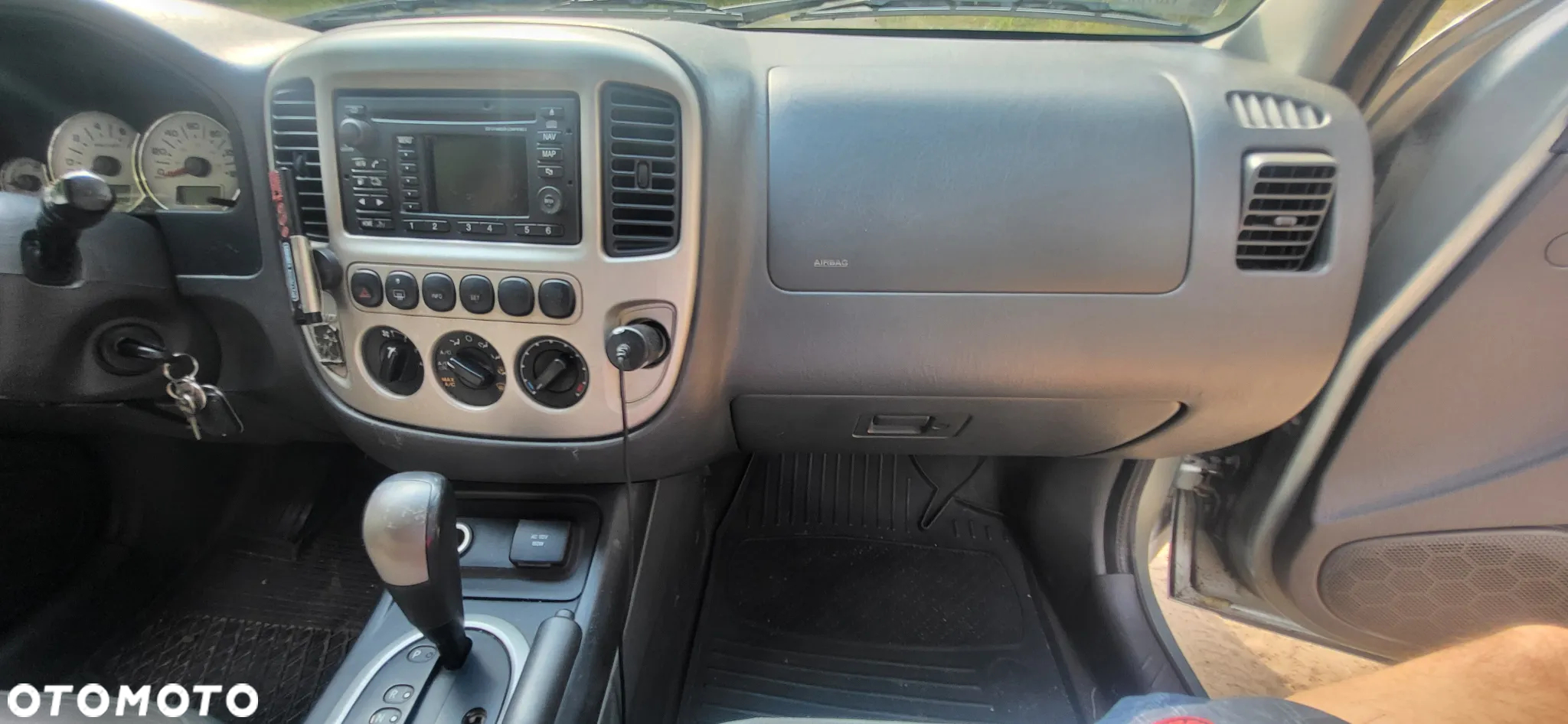 Ford Escape 2.3 4WD Hybrid - 24