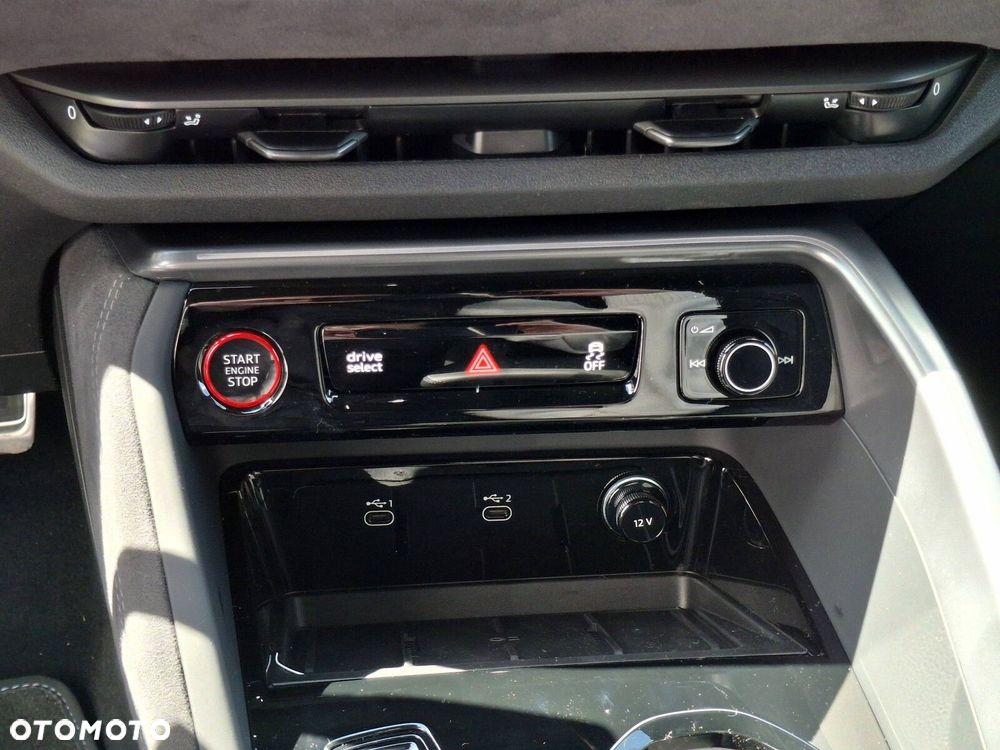 Audi Q5 Sportback - 32