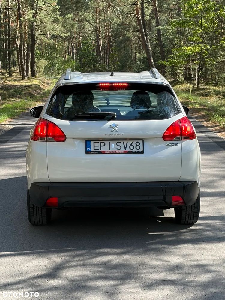 Peugeot 2008 1.2 VTi/Pure Tech Active - 2
