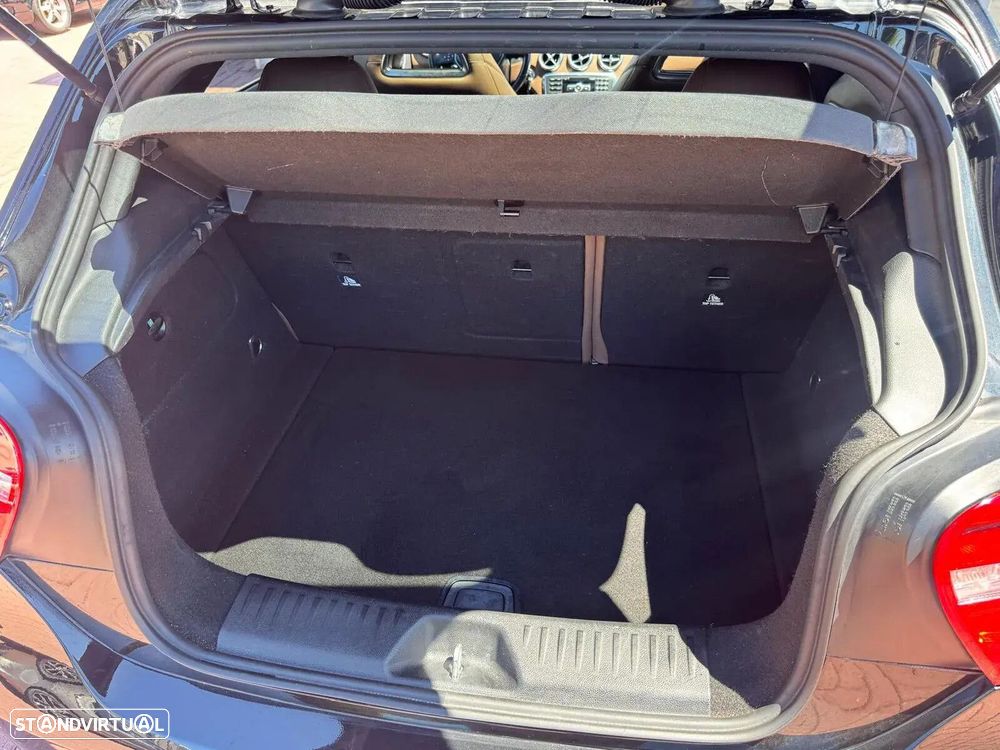 Mercedes-Benz A 220 - 42