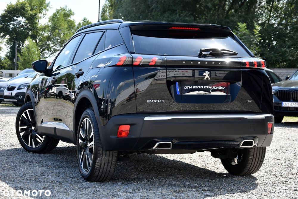 Peugeot 2008 PureTech 130 EAT8 GT - 3