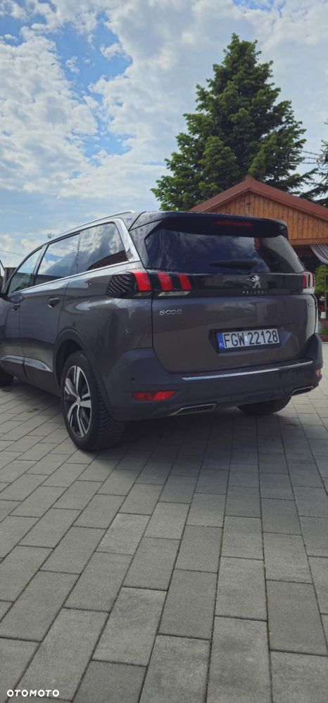 Peugeot 5008 - 5