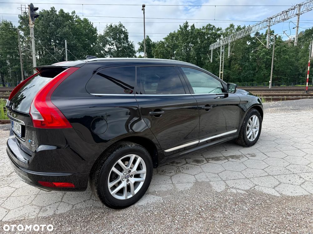 Volvo XC 60 T5 Drive-E Momentum - 6