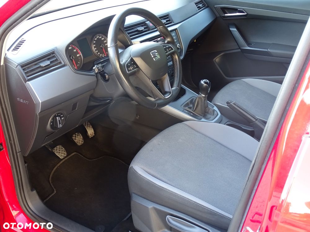 Seat Arona - 12