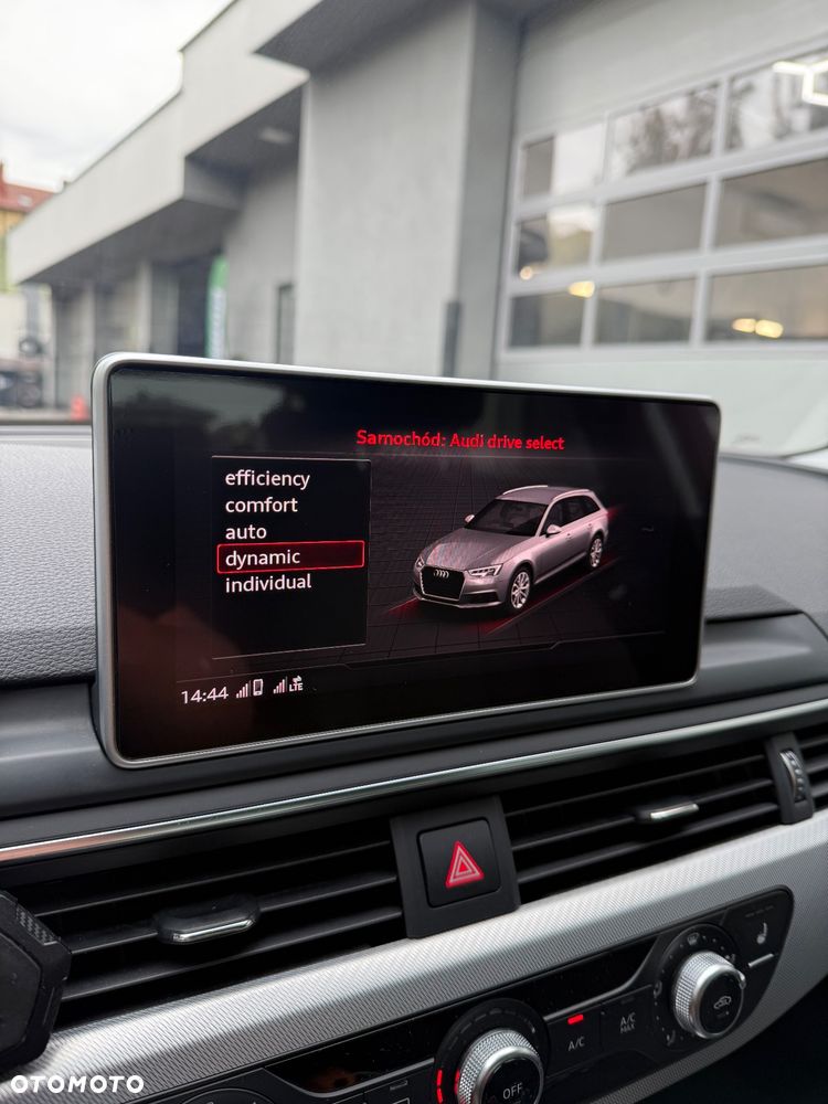 Audi A4 Avant 2.0 TFSI ultra S tronic - 29