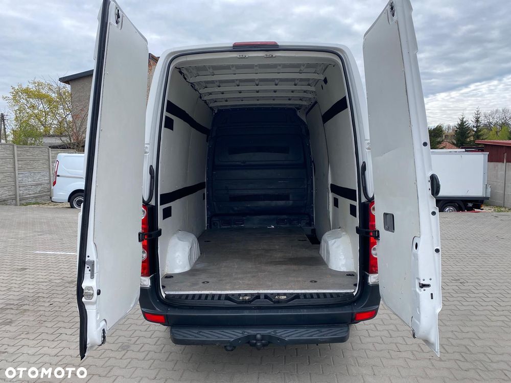 Volkswagen CRAFTER - 23