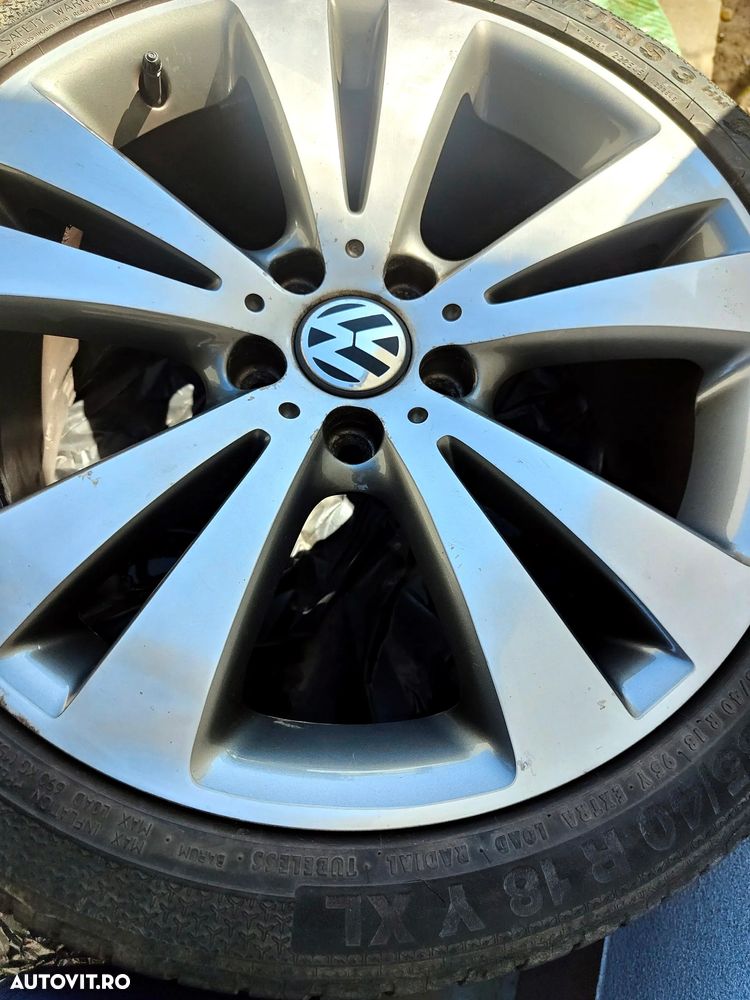 Volkswagen Passat 2.0TDI Highline DPF DSG - 9