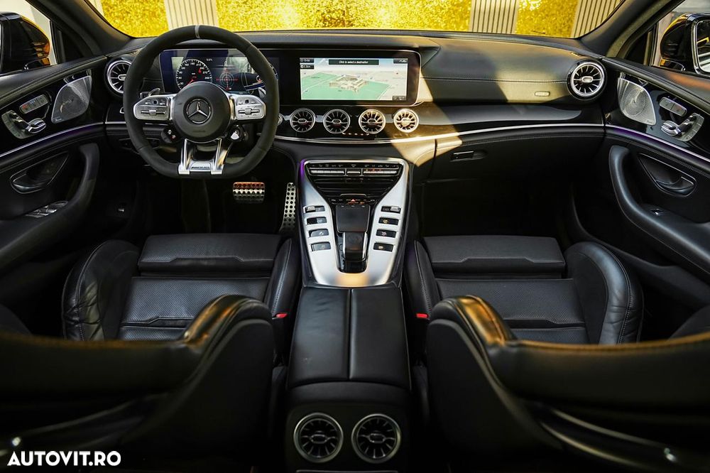 Mercedes-Benz AMG GT 4-door Coupe 63 4Matic Speedshift MCT 9G - 15