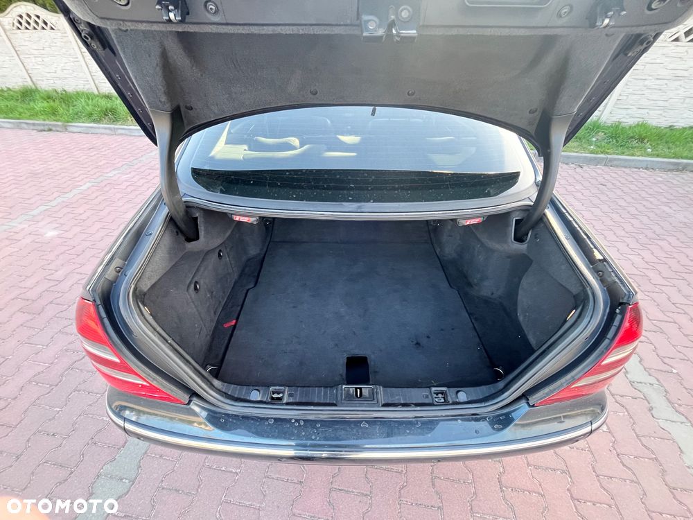 Mercedes-Benz Klasa E - 11