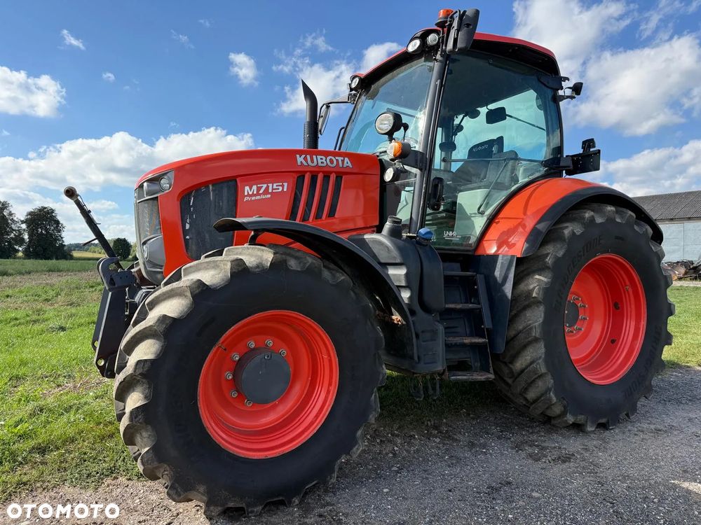 Kubota Ciągnik rolniczy Traktor Kubota M7151 PREMIUM 2017 ROK_Amortyzowana oś,Klima,TUZ,Zaczepy - 1