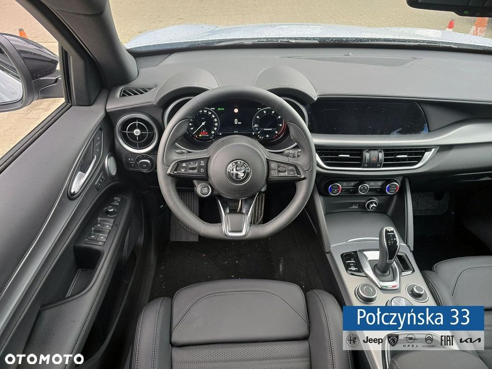 Alfa Romeo Stelvio - 18