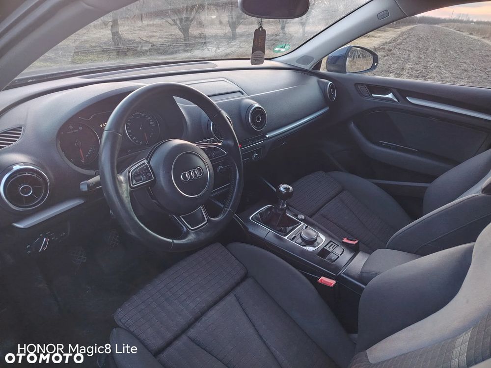 Audi A3 Sportback 1.4 TFSI Ambition - 8